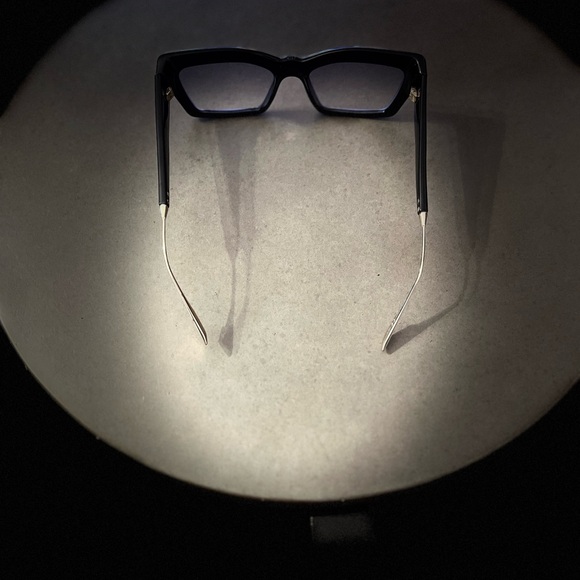 Christian Dior Sophisticated Eyewear.  Pre-owned in very good condition. - Picture 9 of 11